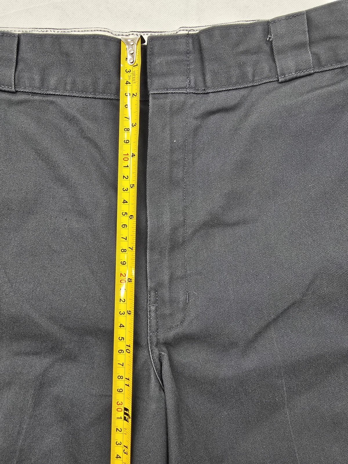 Dickies Men's Charcoal Work Shorts 31x15 Loose Fit Wrinkle Stain Resist Pockets