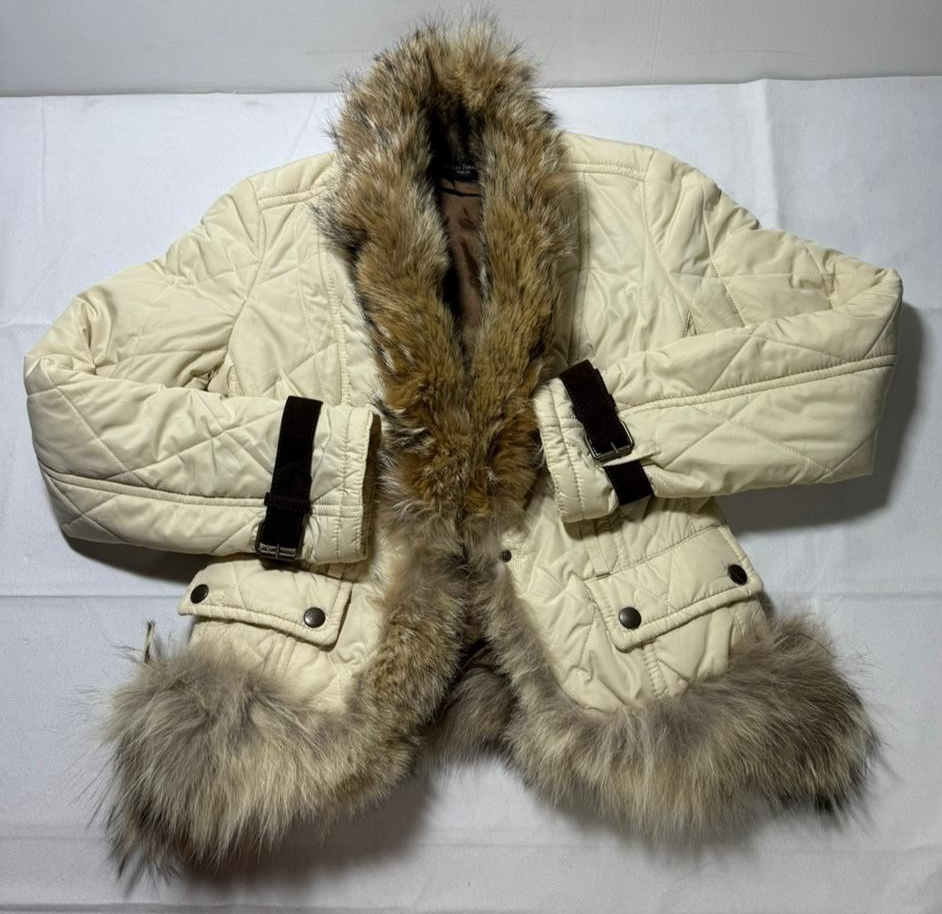 Vero Moda Women's Cream Quilted Jacket With Faux Fur Trim & Collar Size 44