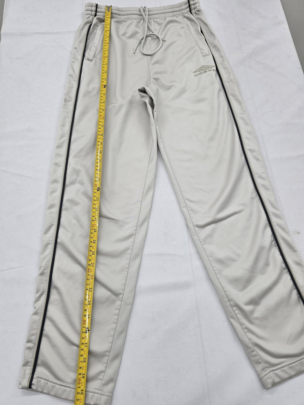 Umbro Men's Grey Striped Track Joggers M Tapered Drawstring Polyester