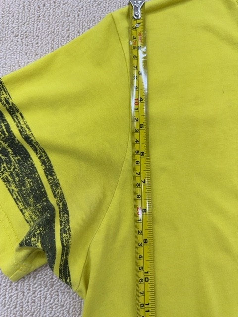 Nike Men's M Yellow Striped Dri-FIT Short Sleeve Jersey