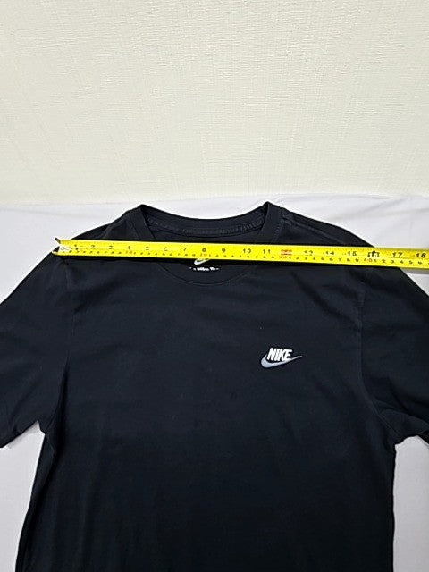 Nike Men's Black Short Sleeve T-Shirt Size S 100% Cotton Swoosh