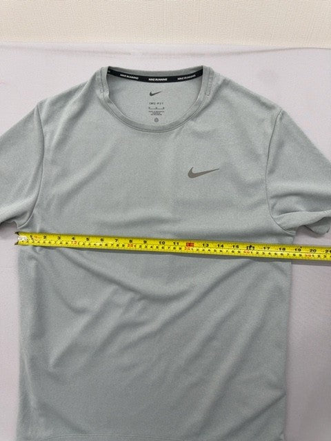 Nike Men's Grey Dri-FIT Crewneck T-Shirt M Regular