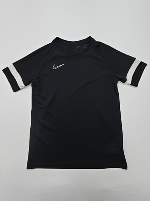 Nike Boys Black T-Shirt size 16-18 product image 1