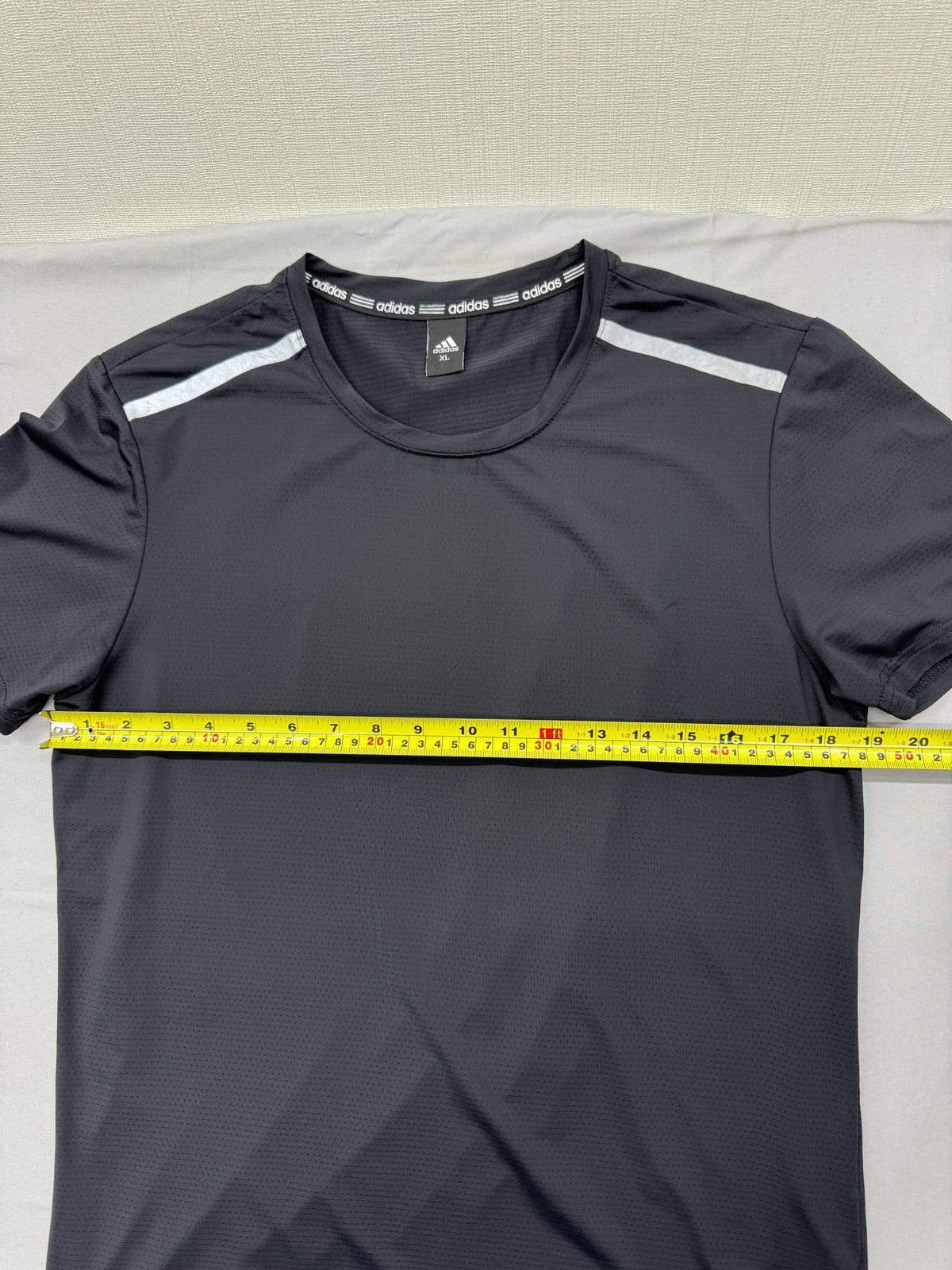 Adidas Black Men's T-Shirt XL Short Sleeve Crewneck Regular Fit