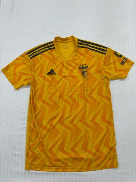 Vintage Adidas Men's Gold Jersey – Size M, Sporting CP Away Brand