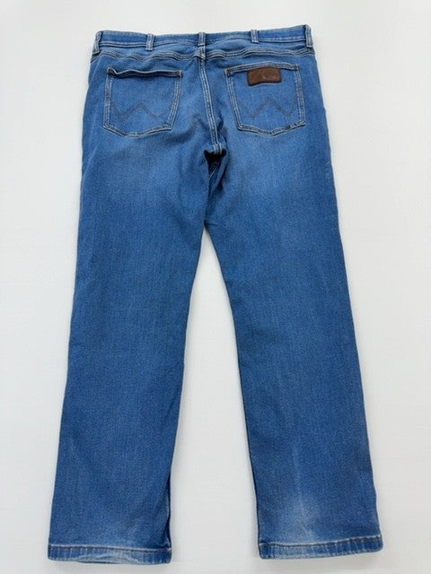Wrangler Men Green Jeans size 38X30 product image 2