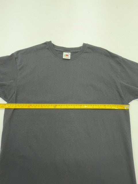 Fruit of the Loom Men Black Graphic T-Shirt Size M Classic Valueweight
