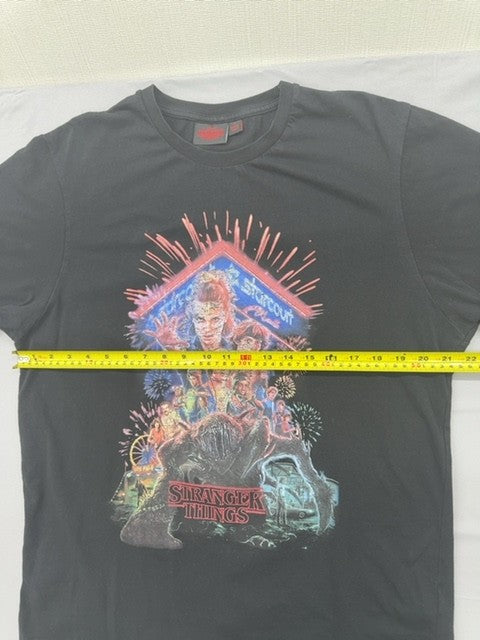 Netflix Men Black T-Shirt size L product image 7