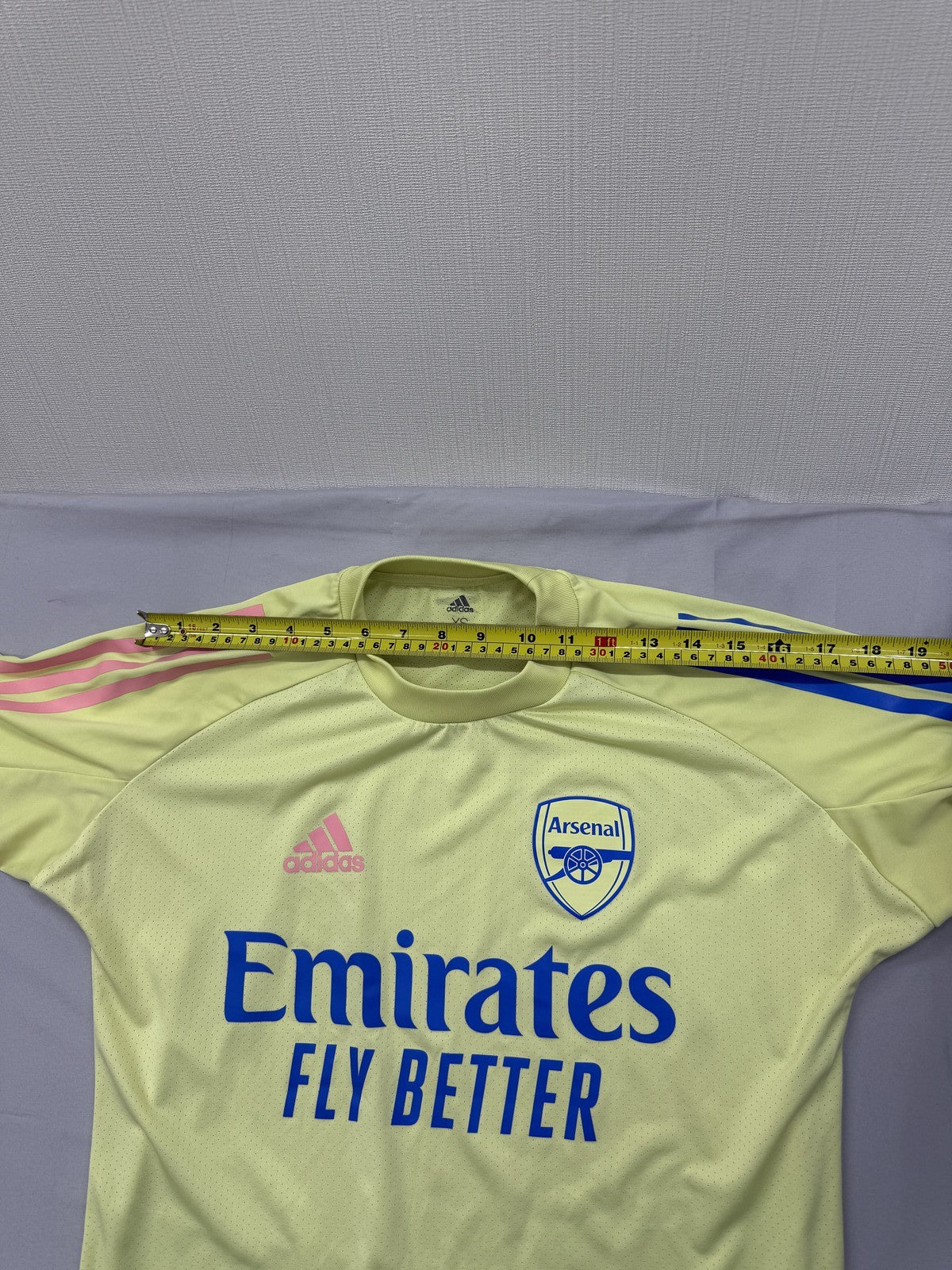 Adidas Yellow XS Men's Short Sleeve AeroReady Jersey Crewneck