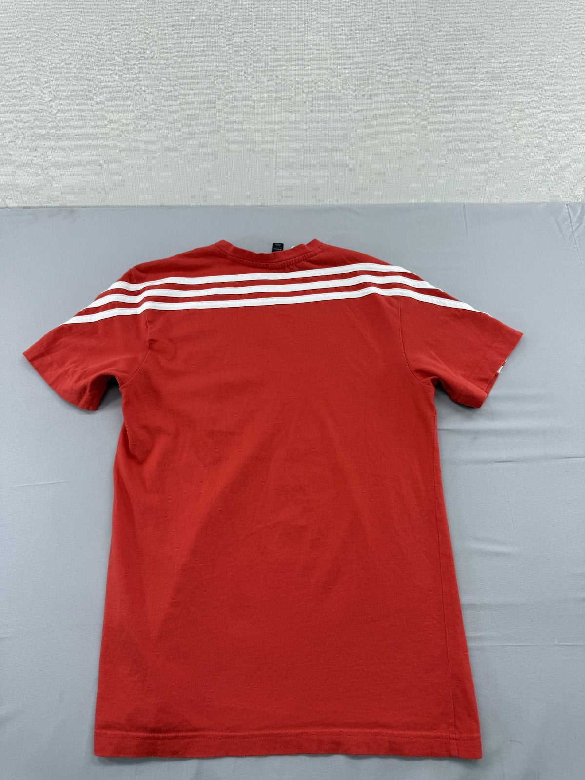 Adidas Men's Red Stripe Short Sleeve L Cotton Crewneck T-Shirt