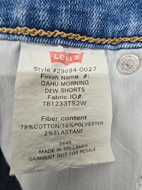 Levi's Boys Light Blue Denim Shorts 17" Inseam Size 38cm Excellent Cond