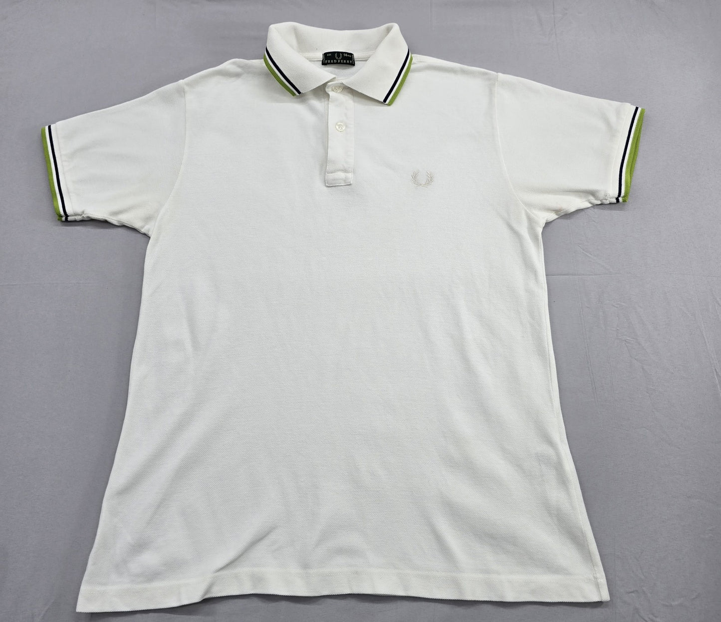 Fred Perry Kids White Polo Shirt 14Yrs Tipped Collar Laurel Wreath England