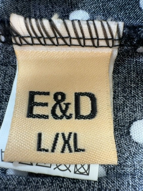 E&D Women Navy Track Pants size L product image 3