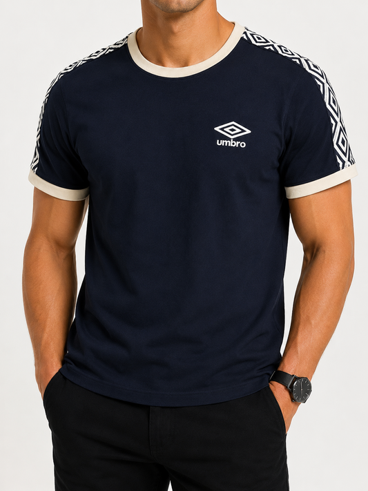 Umbro Boys Blue T-Shirt size S product image 1