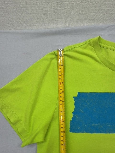 Puma Men's Yellow-Green Graphic T-Shirt Size M Cotton Crew Neck