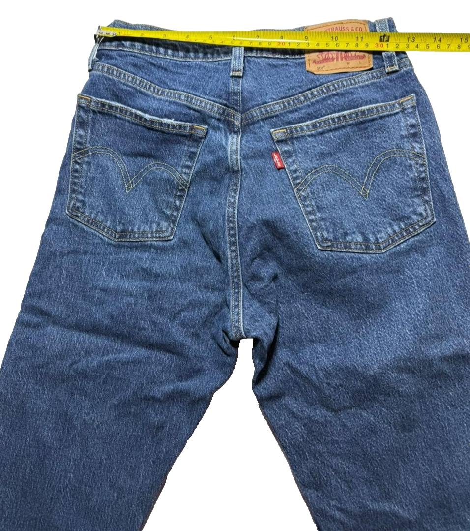 Levi Strauss & Co Men's Classic Blue Denim Jeans - Straight Leg, Size 26