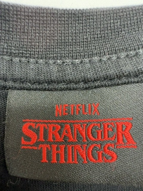 Netflix Boys Black T-Shirt size M product image 4