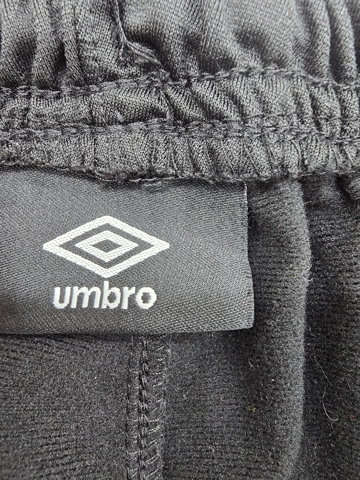 Umbro Men's Black/Pink Diamond Track Pants L EUR Training