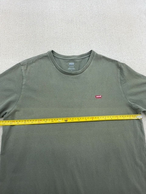Levi's Men's Green Cotton T-Shirt Size L Standard Fit Crewneck