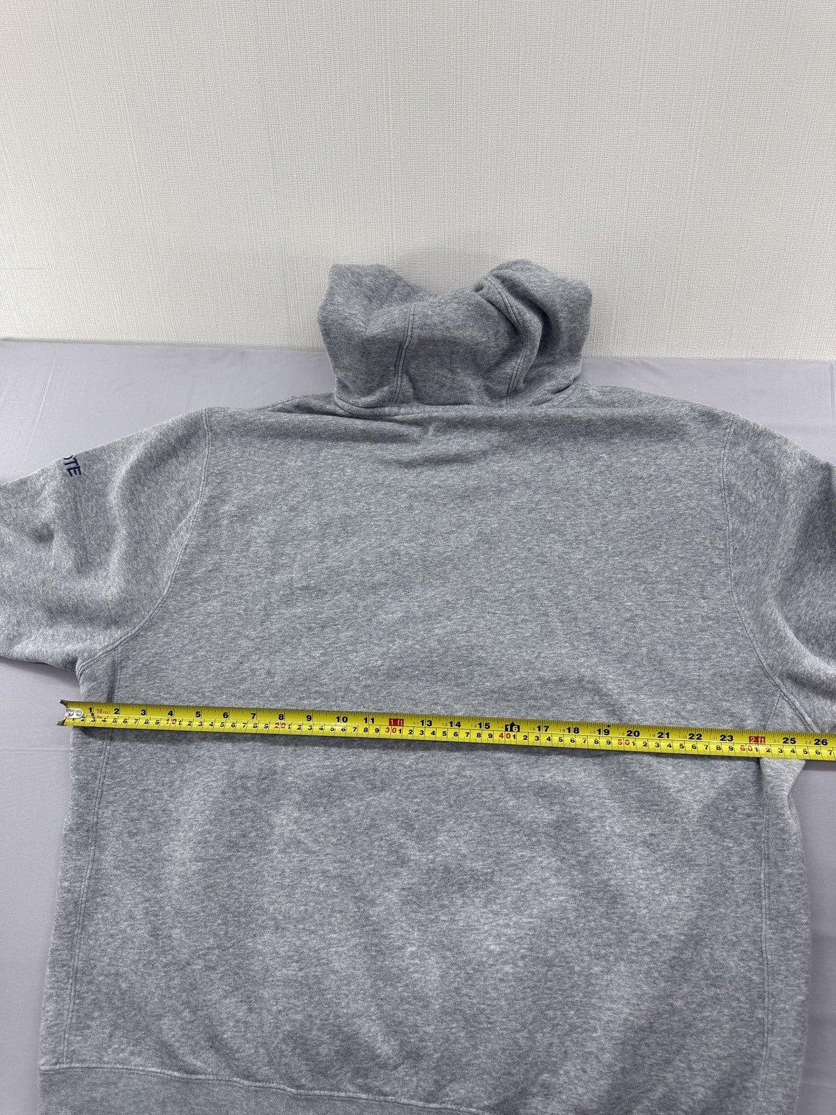 Nike Men's XL Heather Gray Fleece Pullover Hoodie Thanksgiving Rivalry