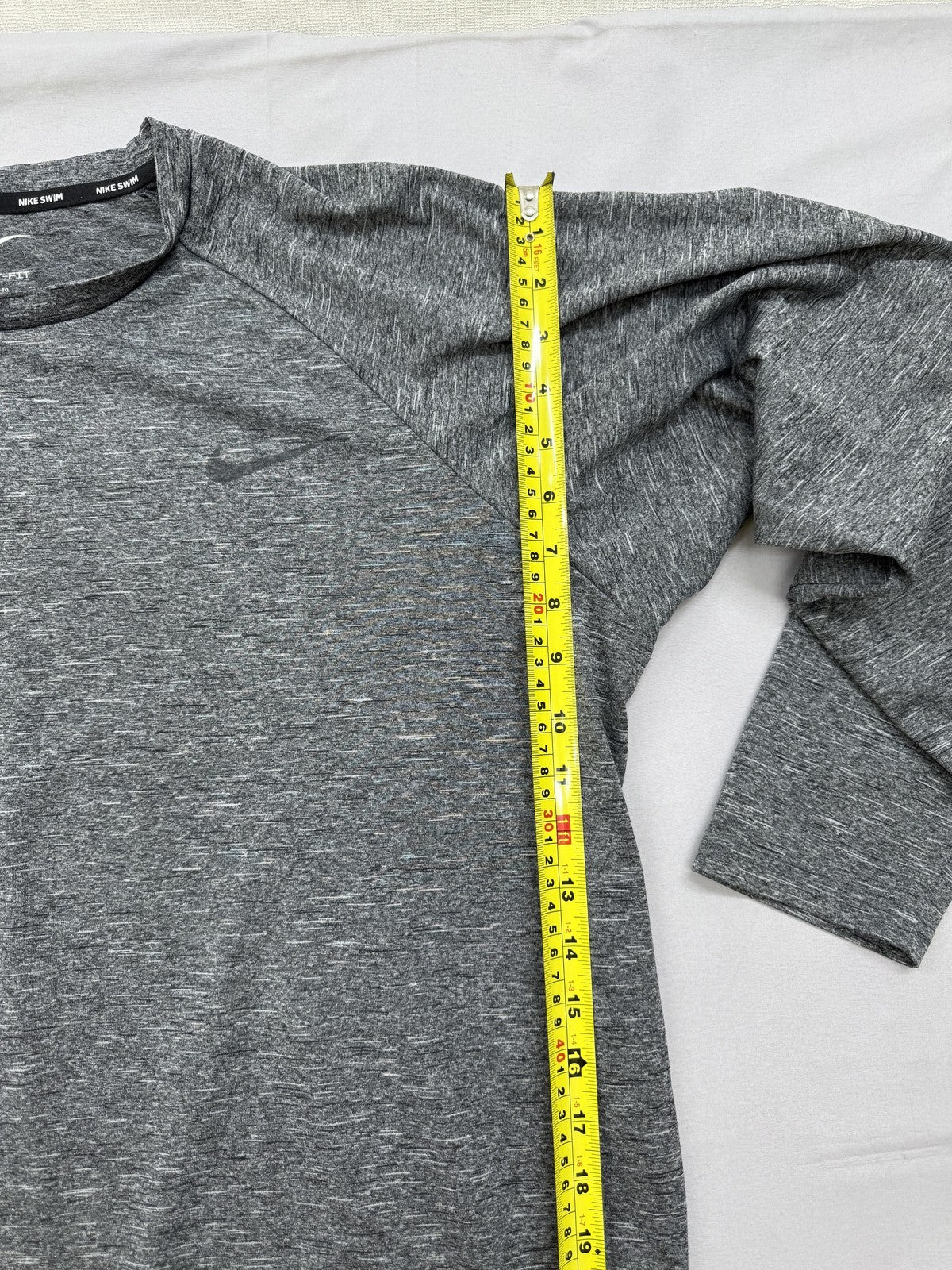 Nike Men's XL Heather Gray Dri-FIT Long Sleeve Tee