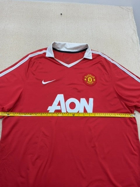Nike Men's Red Manchester United Jersey XL Short Sleeve Polyester