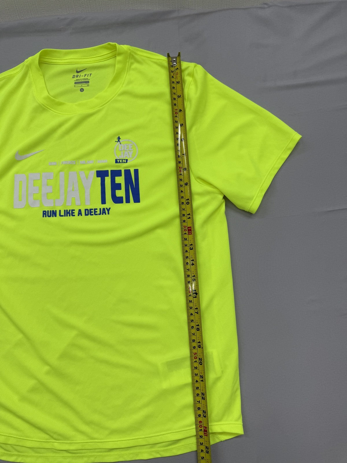 Nike Men's Dri-FIT Neon Yellow Running T-Shirt Size S