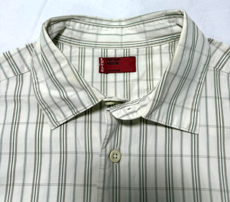 Levi'S Men's Classic One-Pocket Standard Shirt In A White, Green, And Gray Plaid