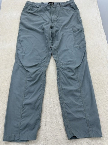 Patagonia Men's Gray Nylon Cargo Pants Size L