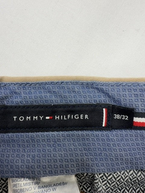 Tommy Hilfiger Men Khaki Chino Shorts Size 38x32 Regular