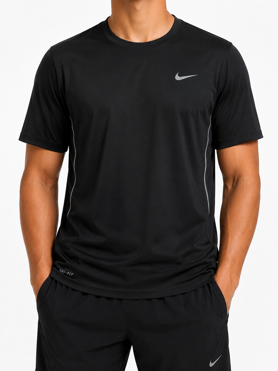 Nike Men Black T-Shirt size XL product image 1