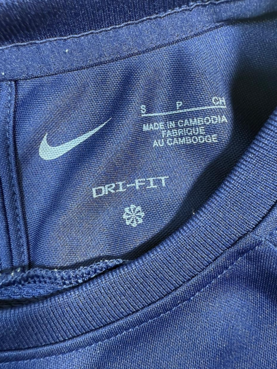Nike Men's Navy Blue Dri-FIT Short Sleeve Soccer Jersey T-Shirt Size S