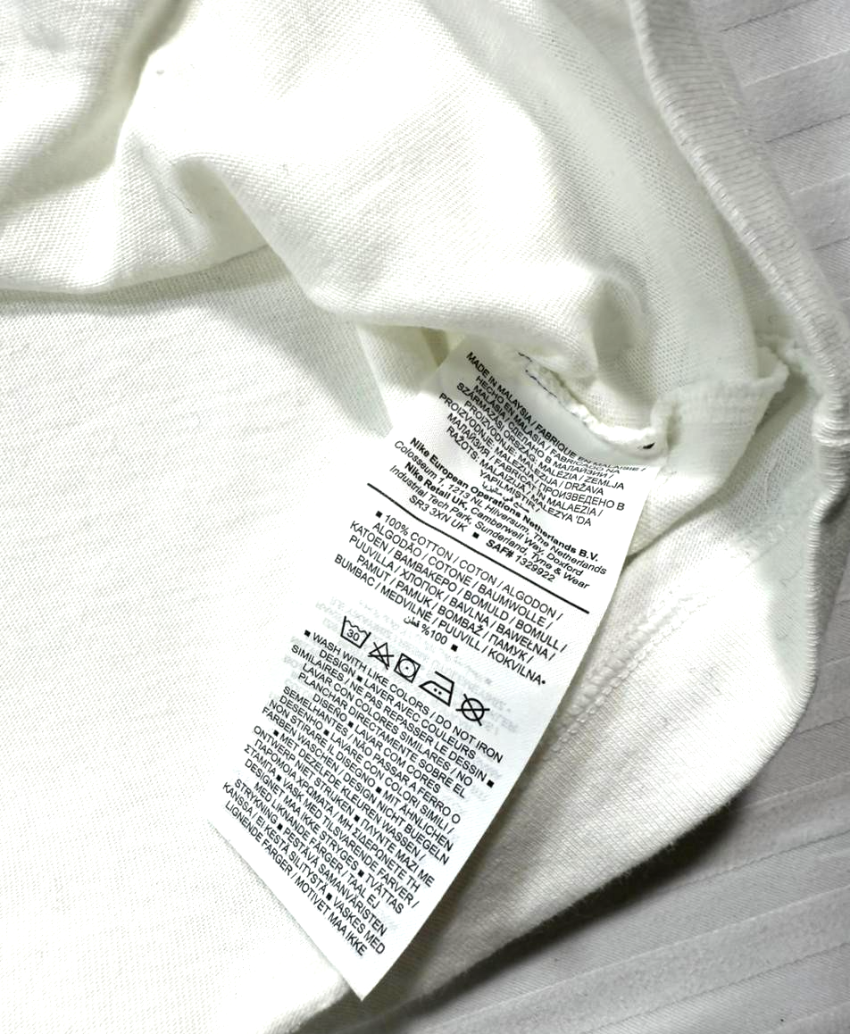 Nike Sportswear Club Men's T-Shirt - Size S