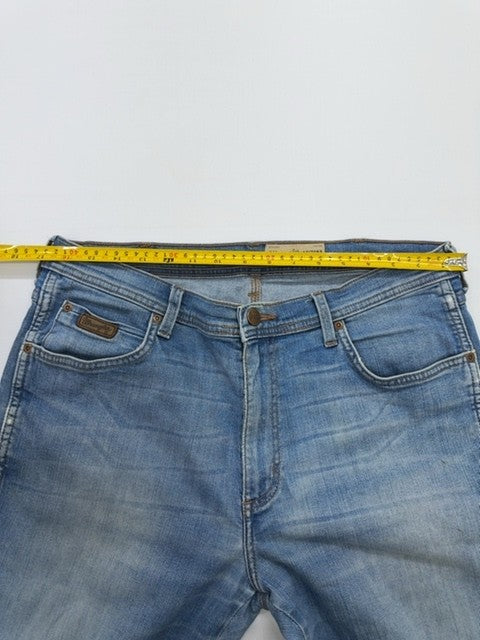Wrangler Men Blue Jeans size W32 L32 product image 8
