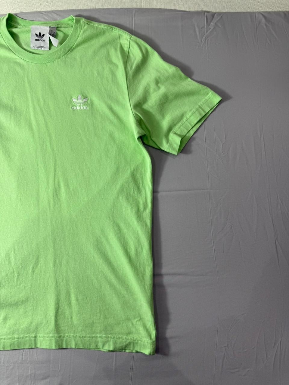 Adidas Originals Men's Green T-Shirt Trefoil Logo Short Sleeve Tee Small