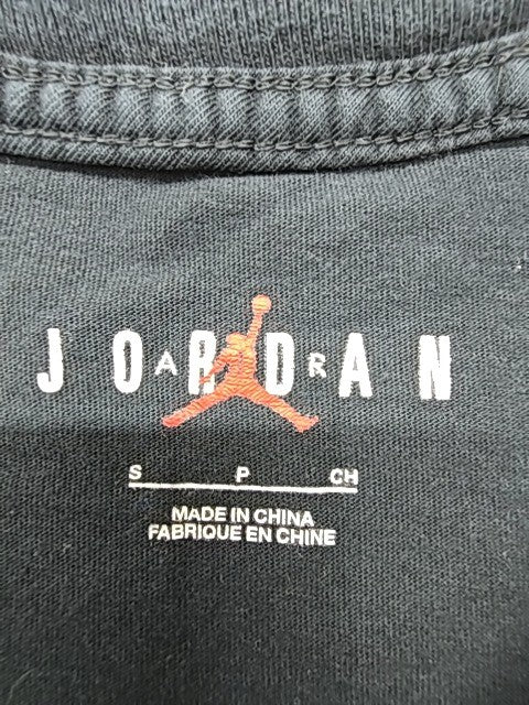 Jordan Boys Black T-Shirt size S product image 4