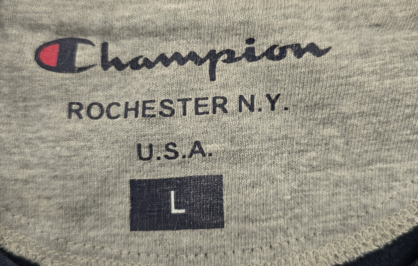 Champion Men's Navy Blue Iconic T-Shirt L Vintage USA Embroidered Logo