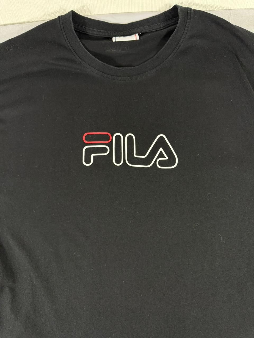 FILA Men's Black Logo T-Shirt Size L Colorblock Short Sleeve Crew Neck