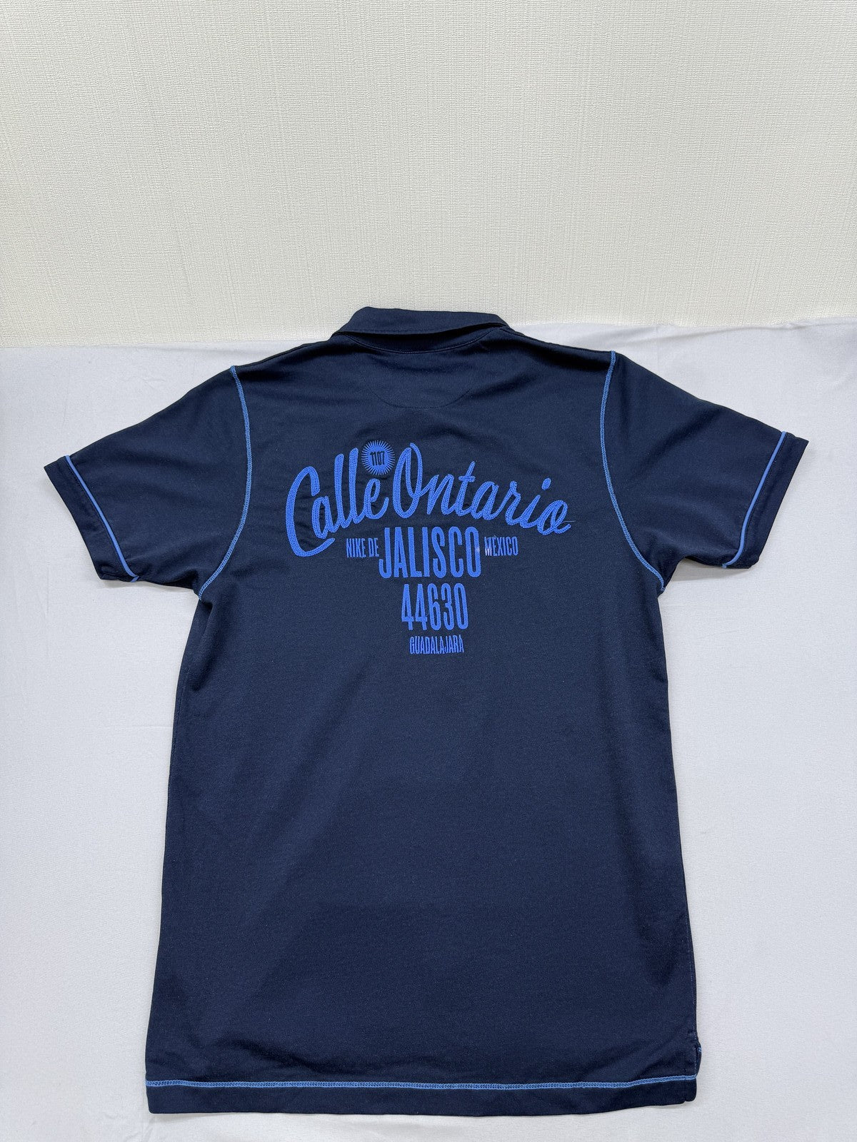 Nike Calle Ontario Navy Polo Shirt Men's M Short Sleeve Button Closure