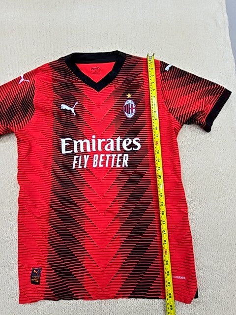 Puma Men's Red Black Flames Soccer Jersey Size M 2025 Ultraweave