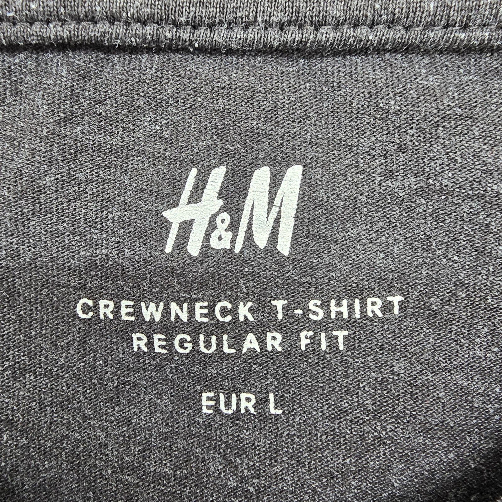 H&M Men Gray T-Shirt size L product image 3