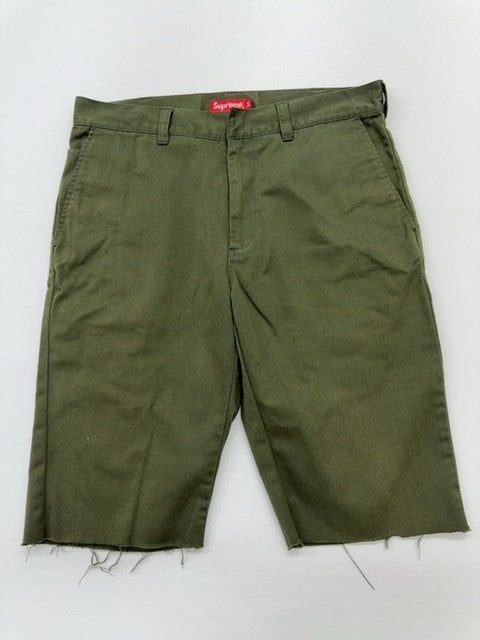 Supreme Men Green Shorts size 48 product image 3