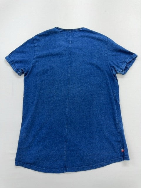 Tommy Hilfiger Men's Blue T-Shirt – Size M