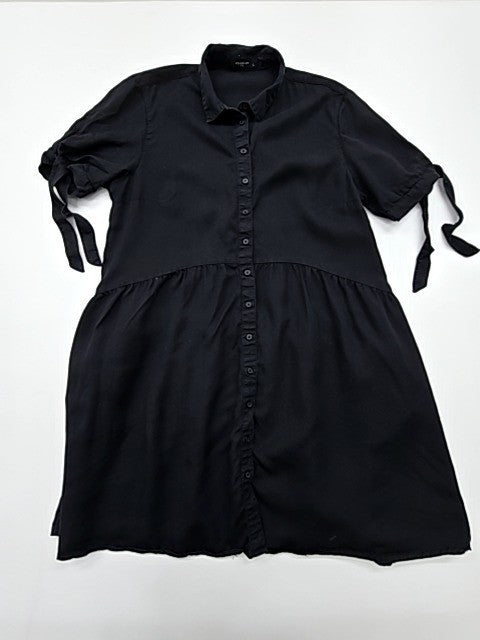 Reserved Women Black Dress size L product image 1