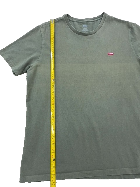 Levi's Men's Green Cotton T-Shirt Size L Standard Fit Crewneck