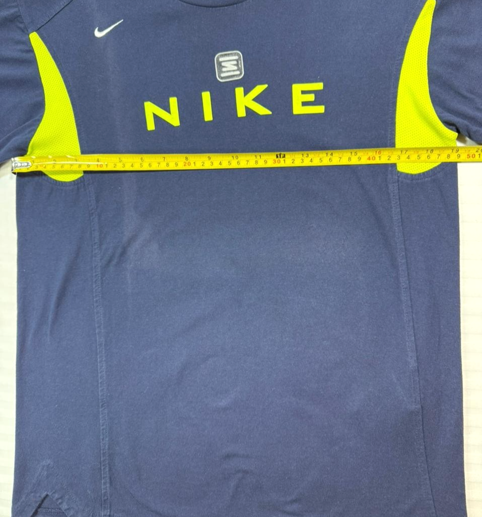 Nike Men's T-Shirt, Likely Featuring Dri-FIT - Size XL