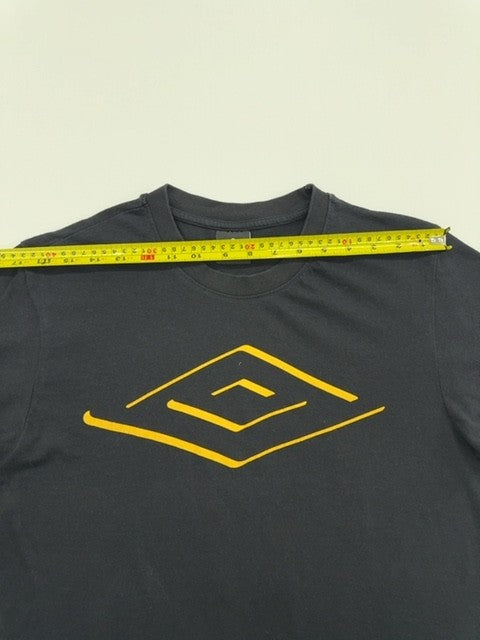 Umbro Boys Black T-Shirt size L product image 8
