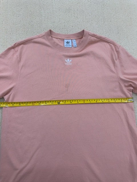 Adidas Unisex Pink Oversized Essentials T-Shirt L Short Sleeve Crewneck