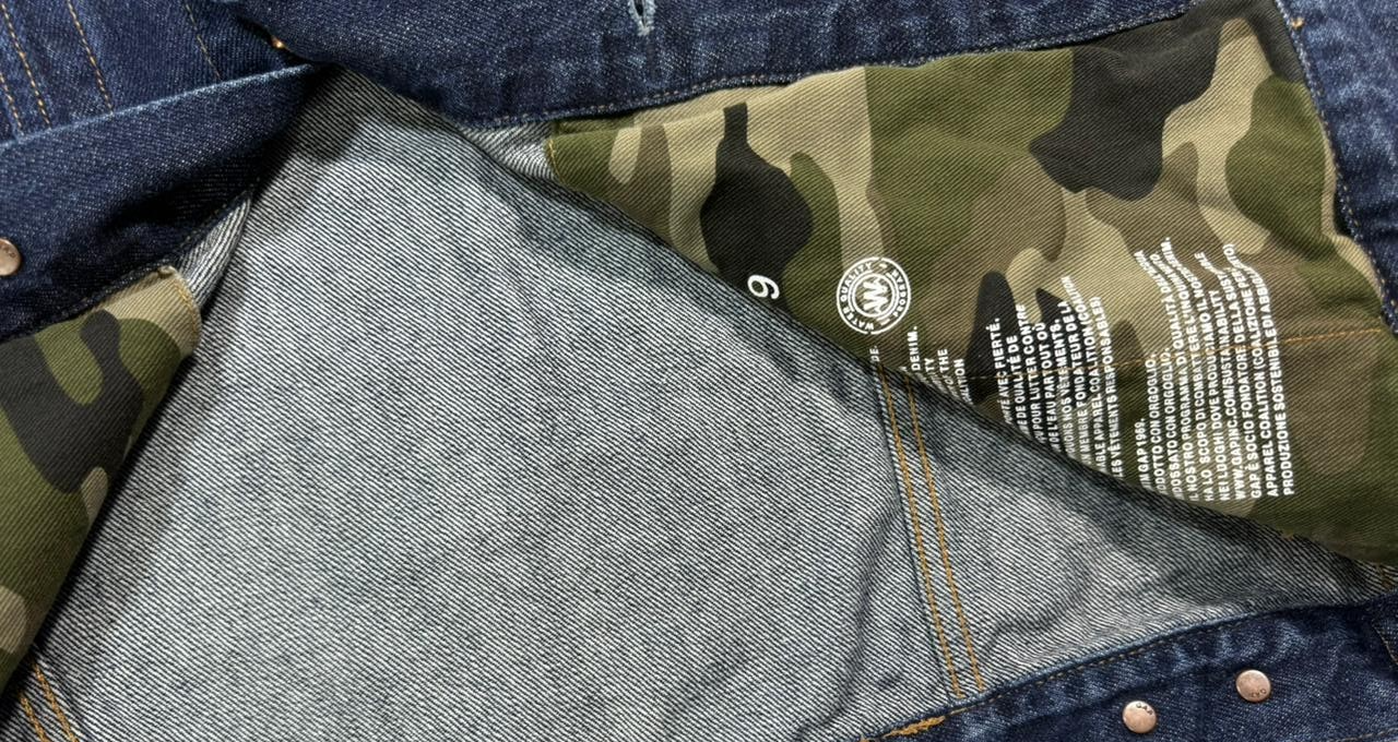 Gap 1969 Men's Dark Wash Denim Jacket Camouflage Camo Liner Trucker Style Size M