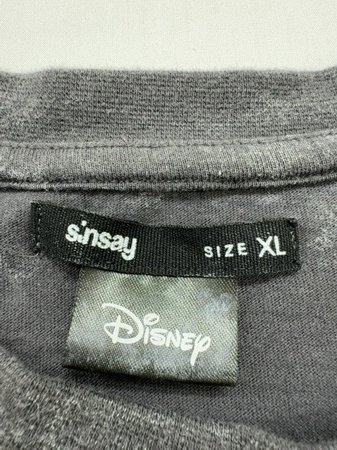 Disney Boys Gray T-Shirt size XL product image 3